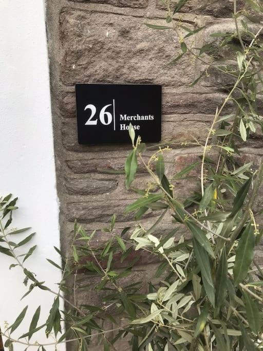 Large Newly Refurbished House Close To Harbour Bristol Buitenkant foto